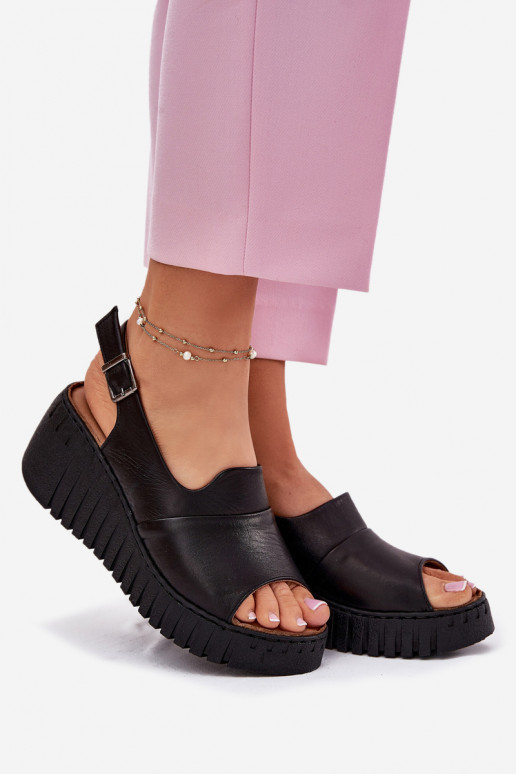 Moteriškos basutėssuĮjungtaturalnej Skóry Ant platformos Artiker 54C0791 juodos spalvos Moteriškos basutėssuĮjungtaturalnej Skóry Ant platformos Artiker 54C0791 juodos spalvos