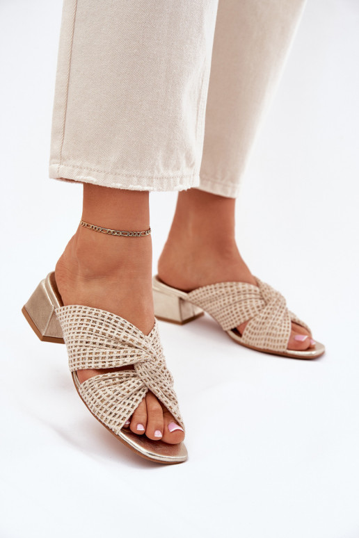 Moteriškos šlepetės Klocke Tai turiciejka 06955-25 smėlio spalvos-aukso spalvos Moteriškos šlepetės Klocke Tai turiciejka 06955-25 smėlio spalvos-aukso spalvos