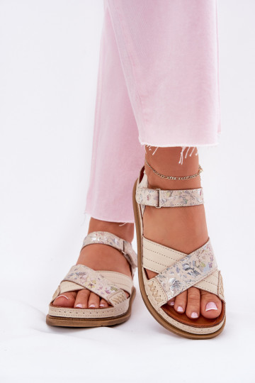 Moteriškos basutės Moteriškas su platforma Tai turiciejka L7064-37 dramblio kaulo spalvos