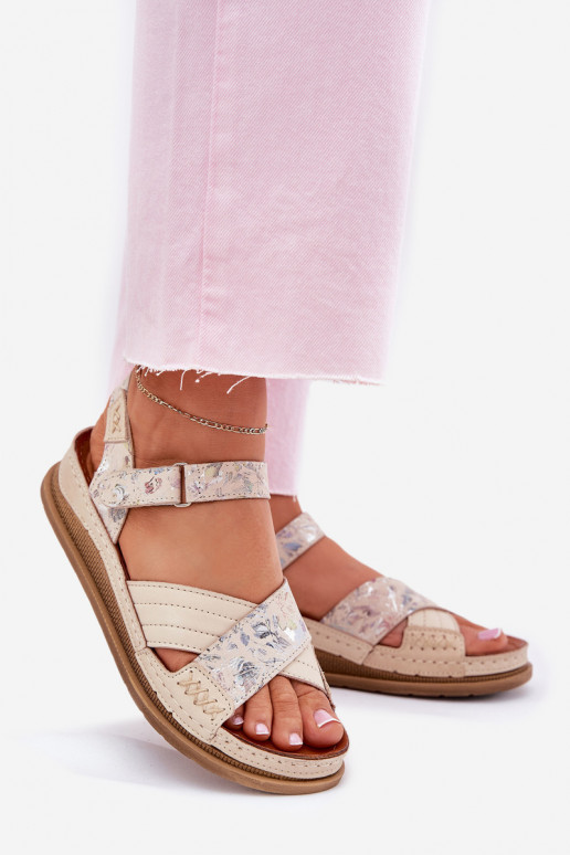 Moteriškos basutės Moteriškas su platforma Tai turiciejka L7064-37 dramblio kaulo spalvos Moteriškos basutės Moteriškas su platforma Tai turiciejka L7064-37 dramblio kaulo spalvos