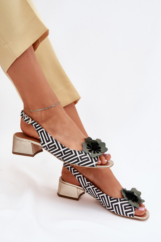 Moteriškos basutės Moteriškas Klocke Su puošniais Gėlė Laura Messi 2973 Baltos-juodos spalvos Moteriškos basutės Moteriškas Klocke Su puošniais Gėlė Laura Messi 2973 Baltos-juodos spalvos