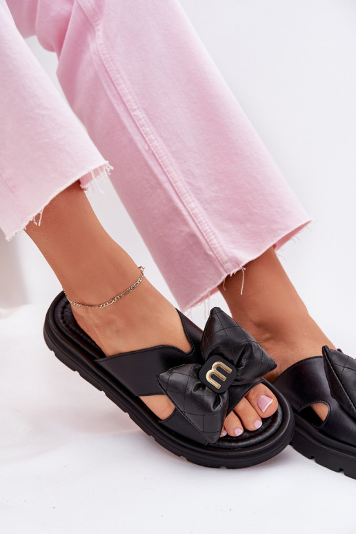 Odinės šlepetės Moteriškas su platforma su kaspinais CheBello 4647 juodos spalvos Odinės šlepetės Moteriškas su platforma su kaspinais CheBello 4647 juodos spalvos