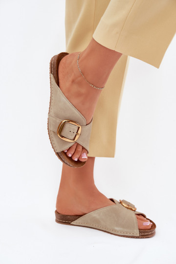 Odinės šlepetės su aukso spalvos sagtimis Tai turiciejka 07000-22 PistacjoĮe