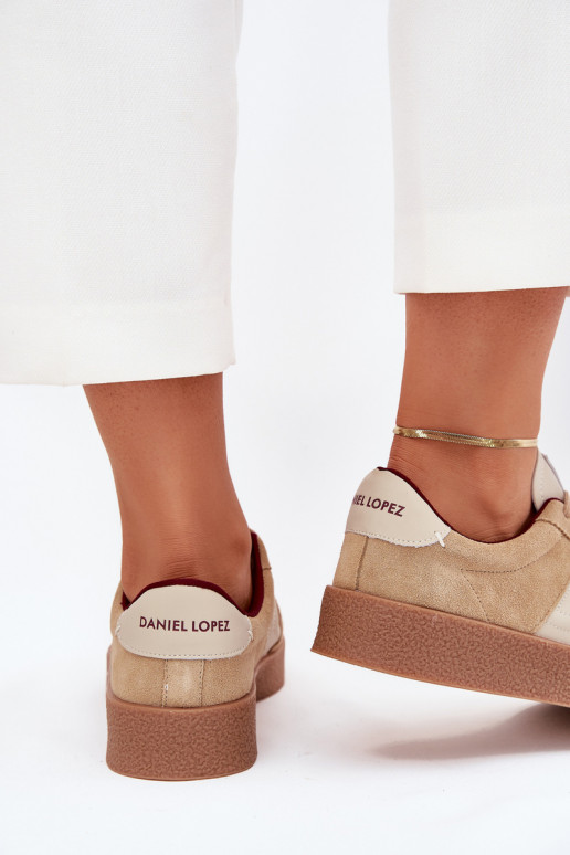 iš zomšos Sneakers modelio batai Moteriškas Daniel Lopez Just Dare SS2D4022 smėlio spalvos iš zomšos Sneakers modelio batai Moteriškas Daniel Lopez Just Dare SS2D4022 smėlio spalvos