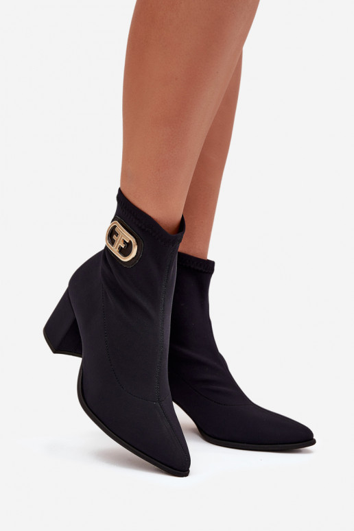 Moteriški aulinukai Ze aukso spalvosm Detalem Zazoo 3128 juodos spalvos Moteriški aulinukai Ze aukso spalvosm Detalem Zazoo 3128 juodos spalvos