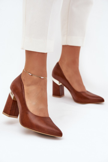 Oda Bateliai LeĮskis 3117 tamsiai rudos spalvos