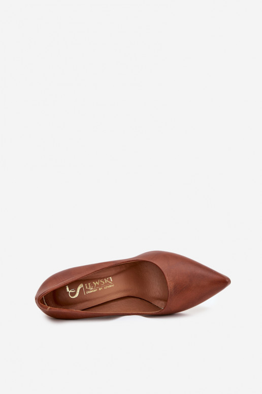 Oda Bateliai LeĮskis 3117 tamsiai rudos spalvos