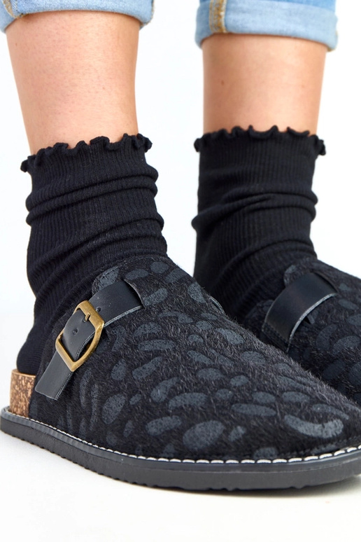 Juodės moteriškos šlepetės ant...