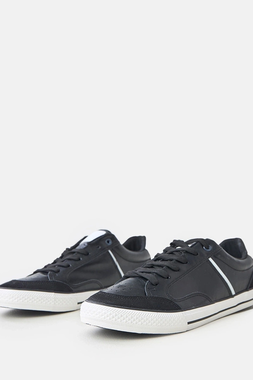 Juodi vyriški sportbačiai su baltomis...