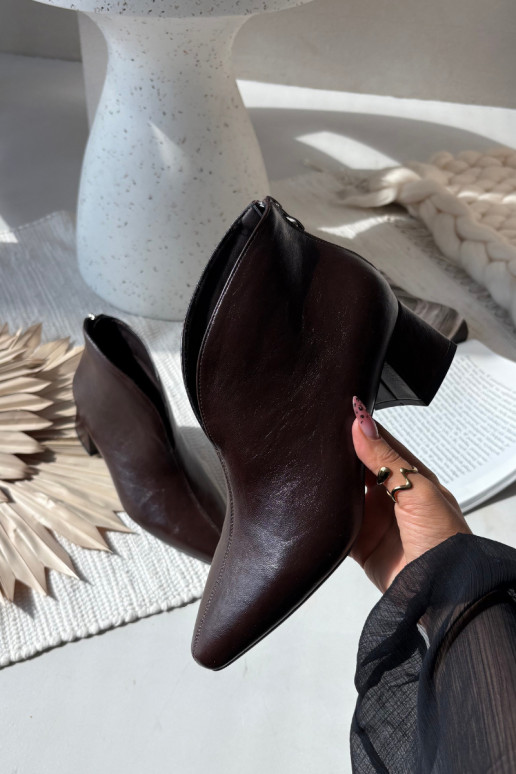 Šokoladinės spalvos moteriški aulinukai su kulniukais iš ekologiškos odos Rylina