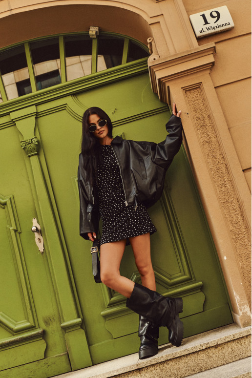 pašiltinti Įsispiriamo modelio moteriški ilgaauliai batai su platforma su kišenėm juodos spalvos Clarinda