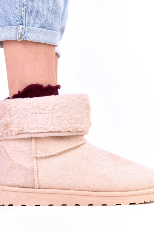 Smėlio spalvos sniegbačiai su kailiu...