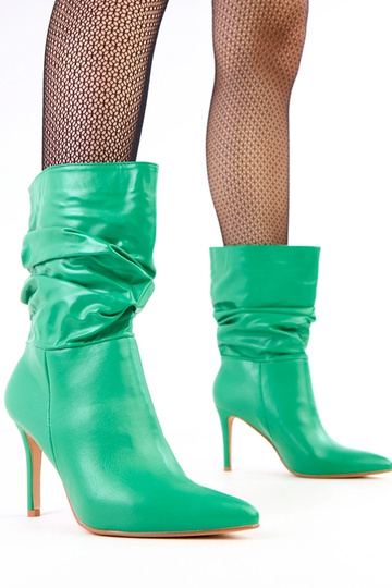 Žali aulinukai ant aukšto...