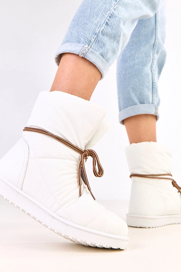 Balti moteriški sniego... 2