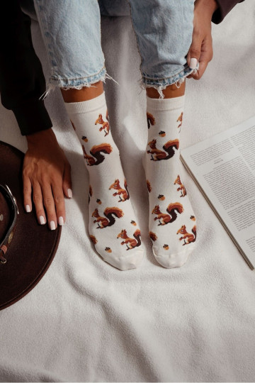 Kojinės Moteriškas Voverės I Orzechy dramblio kaulo spalvos