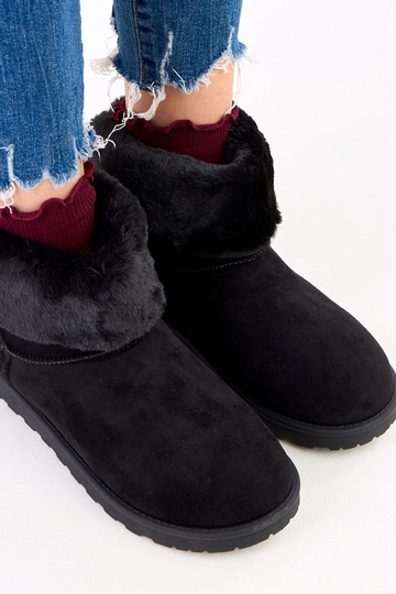 Juodi sniego batai su kailiu ant platformos Meggi