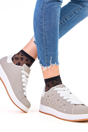 Pilki sportiniai bateliai... 2