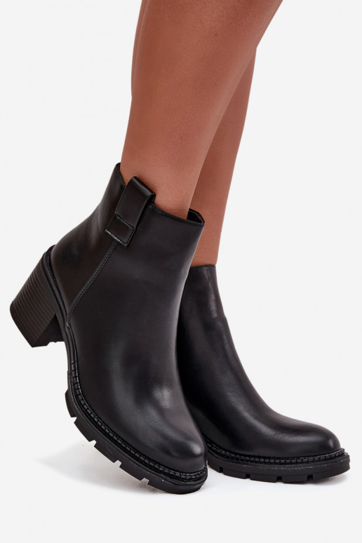 pašiltinti Moteriški aulinukai iš eko odos su kulniukais juodos spalvos Alvena