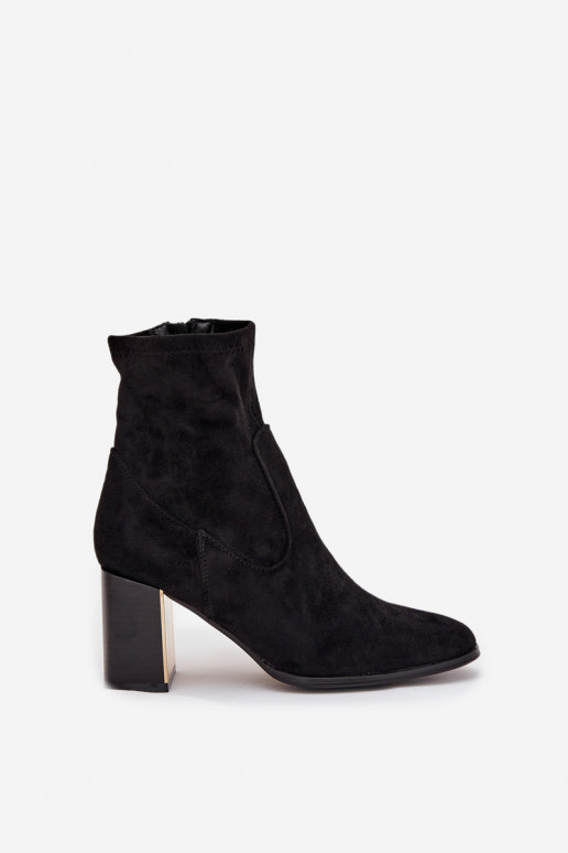 Moteriški aulinukai Ze aukso spalvosm Elementas pašiltinti juodos spalvos Amelisse