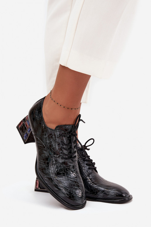 Lakuoti natūralios odos pusbačiai Moteriškas su kulniukais su spindinčiomis akutėmis Artiker 57C0072 pilkos spalvos