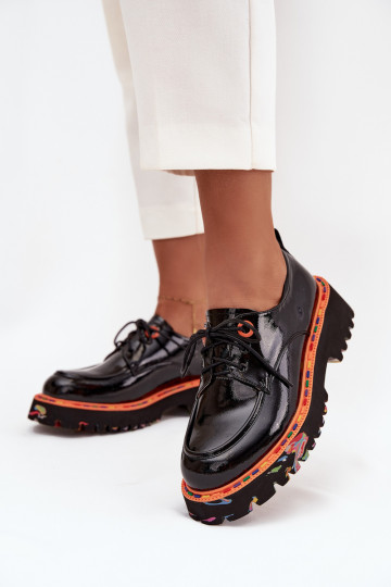 Oda batai Moteriškas su lako efektu Artiker 57C0176 juodos spalvos