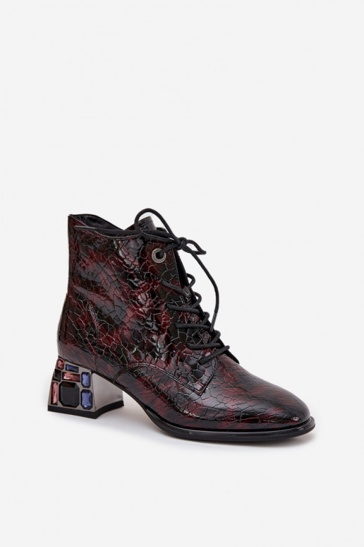 su lako efektu Moteriški aulinukaisuĮjungtaturalnej Skóry su kulniukais su spindinčiomis akutėmis Artiker 57C0130 bordo spalvos