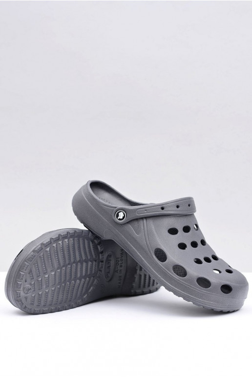 Vyriškos šlepetės basutės sodui ir baseinui, pilkos spalvos Vyriškos šlepetės basutės sodui ir baseinui, pilkos spalvos