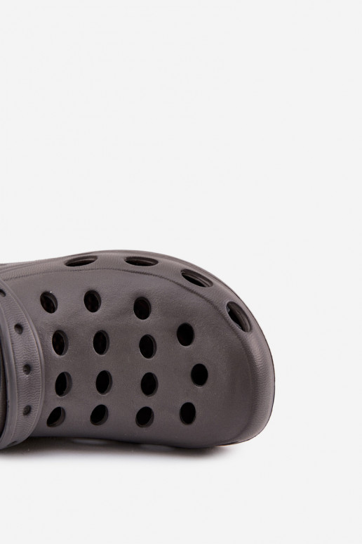 Vyriškos šlepetės basutės sodui ir baseinui, pilkos spalvos Vyriškos šlepetės basutės sodui ir baseinui, pilkos spalvos