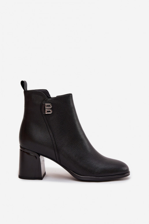 pašiltinti Moteriški aulinukaisuĮjungtaturalnej Skóry su kulniukais juodos spalvos Jovelle