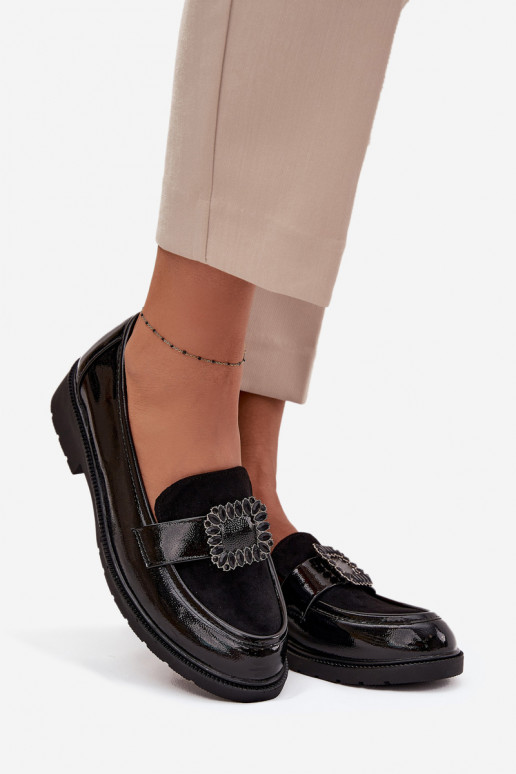Lakuoti mokasinai Moteriškas dekoruoti su sagtimis S.Barski HY52-546 juodos spalvos