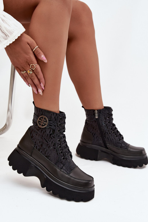 Oda Moteriški aulinukai su platforma su užrašais I Ozdobnym Detalem Artiker 57C2273 juodos spalvos