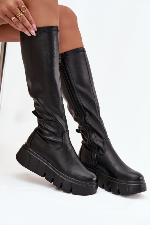 moteriški ilgaauliai batai su platforma Į Pilį Vinceza 58553 juodos spalvos