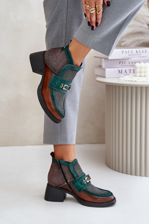 Oda Moteriški aulinukai Ant masyvių kulnų su ornamentais Tai turiciejka A6747-29 rudos-žalios spalvos