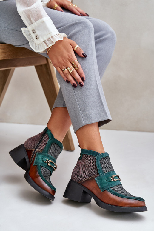 Oda Moteriški aulinukai Ant masyvių kulnų su ornamentais Tai turiciejka A6747-29 rudos-žalios spalvos