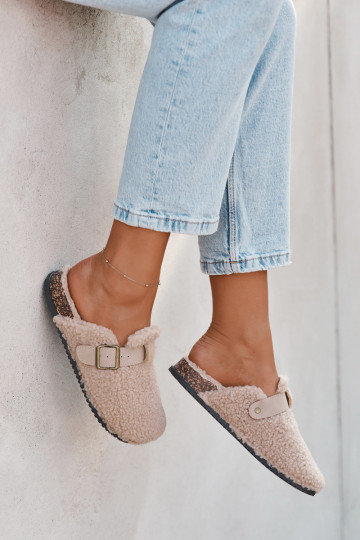 Moteriškos šlepetės su kailiuku „Typu Baranek" smėlio spalvos „Lorivine"