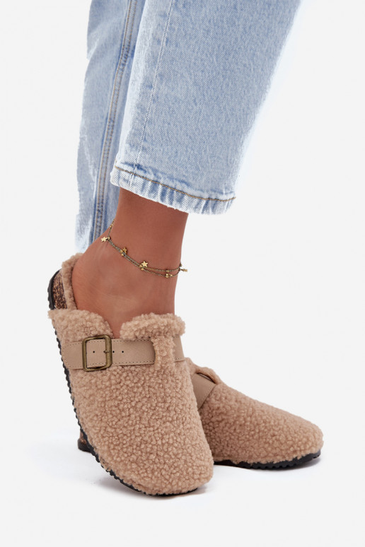 Moteriškos šlepetės su kailiuku „Typu Baranek" smėlio spalvos „Lorivine"