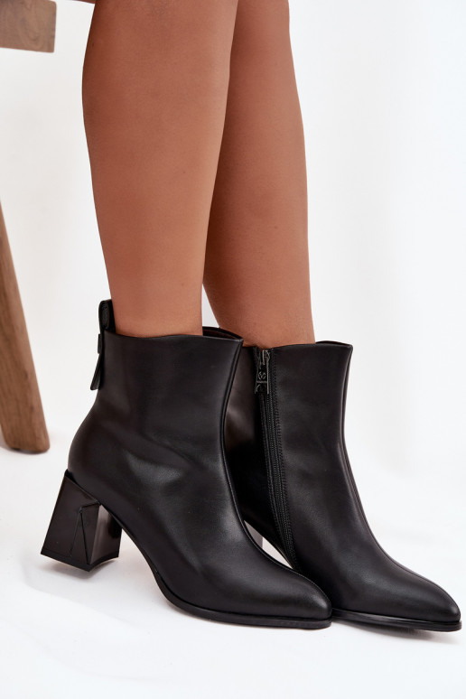 pašiltinti Aulinukai su kulniukaissuĮjungtaturalnej Skóry Vinceza 66812 juodos spalvos