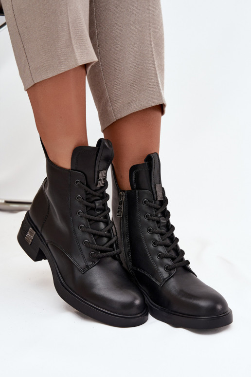 Oda Moteriški aulinukai Ant žemo kulno Vinceza 66818 juodos spalvos