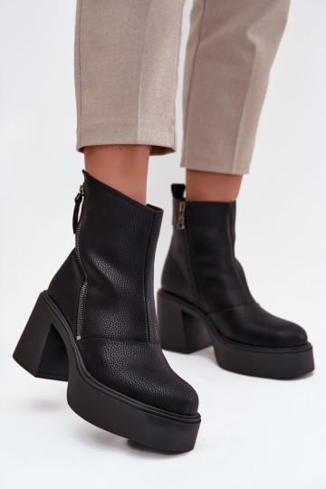 Oda pašiltinti Moteriški aulinukai ir platforma Vinceza 66831 juodos spalvos