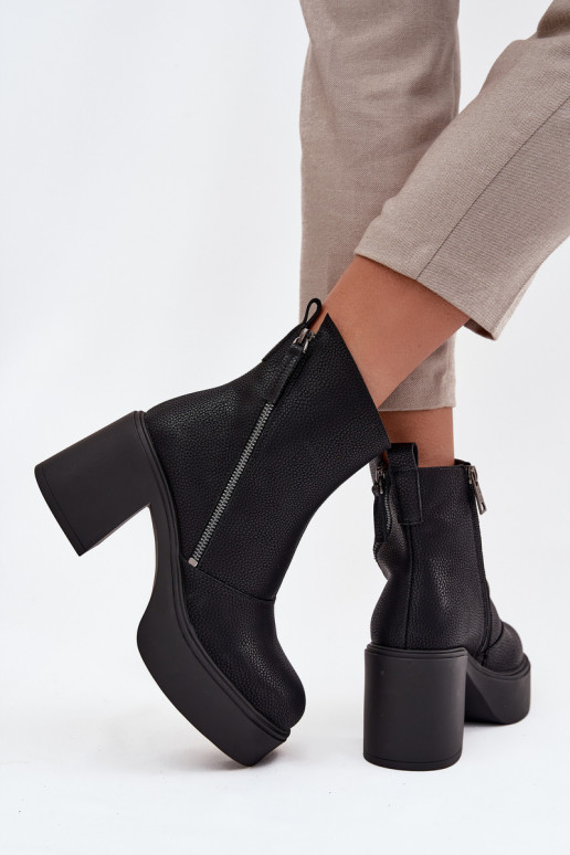 Oda pašiltinti Moteriški aulinukai ir platforma Vinceza 66831 juodos spalvos