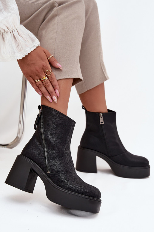 Oda pašiltinti Moteriški aulinukai ir platforma Vinceza 66831 juodos spalvos