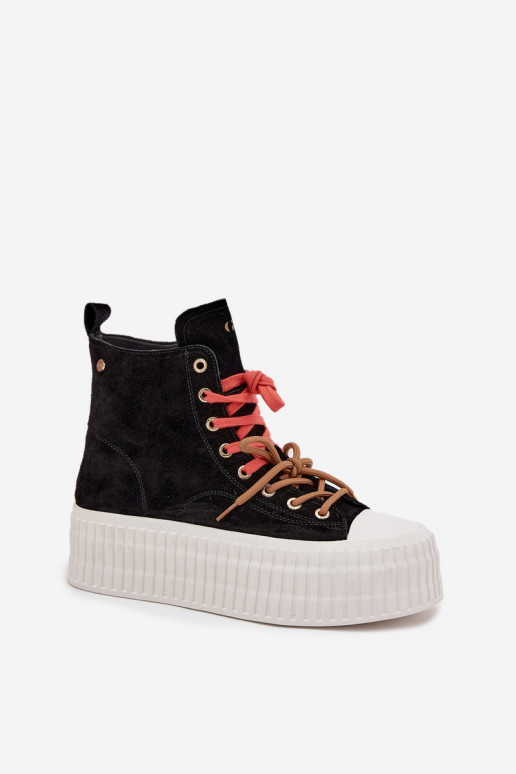 iš zomšos pašiltinti Laisvalaikio bateliai su platforma GOE SS2N4046 juodos spalvos