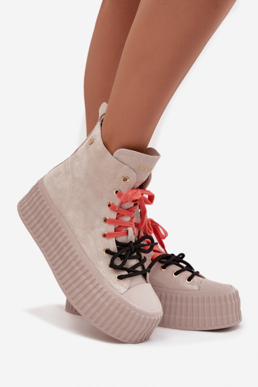 iš zomšos pašiltinti Laisvalaikio bateliai su platforma GOE SS2N4047 smėlio spalvos