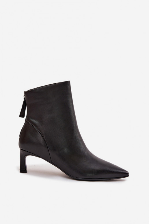 Moteriški aulinukaisuĮjungtaturalnej Skóry su kulniukais D&A CR52-661 juodos spalvos