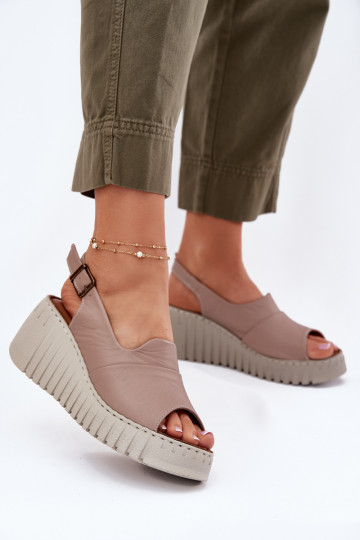 Moteriškos basutėssuĮjungtaturalnej Skóry Ant platformos Artiker 54C0788 smėlio spalvos