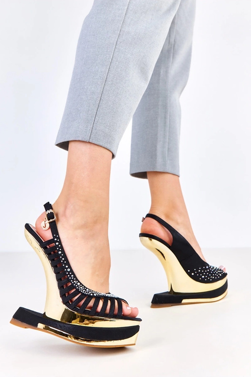 Juodos basutės su cirkoniais ant...