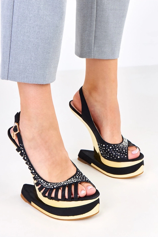 Juodos basutės su cirkoniais ant...