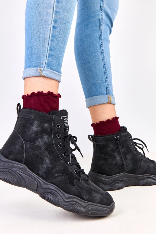 Juodi darbiniai batai iš dirbtinės...