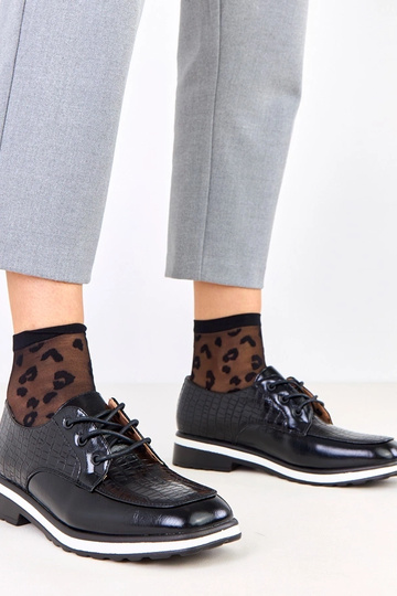 Juodi pusbačiai su įspaudu...