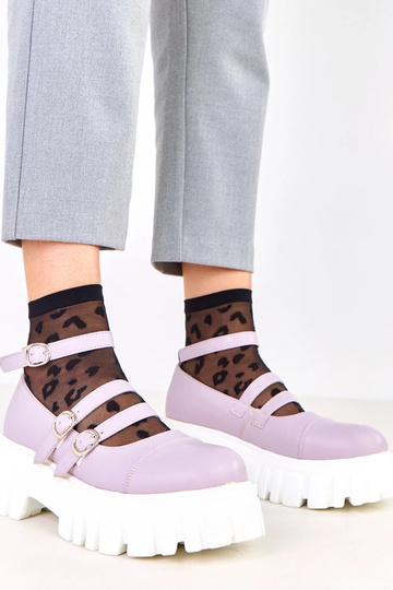 Violetiniai pusbačiai ant... 2